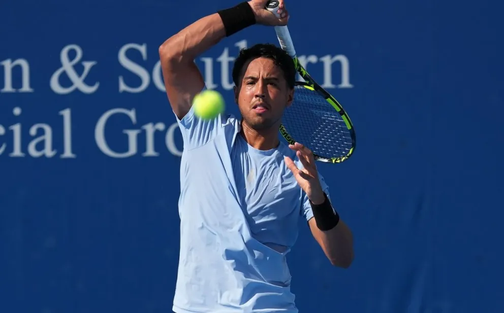 Dellien golpea la pelota en un partido anterior. Foto: Hugo Dellien.