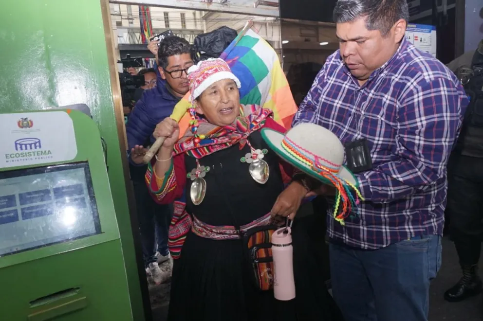 Lidia Patty en la Fiscalía, este viernes. Foto: APG