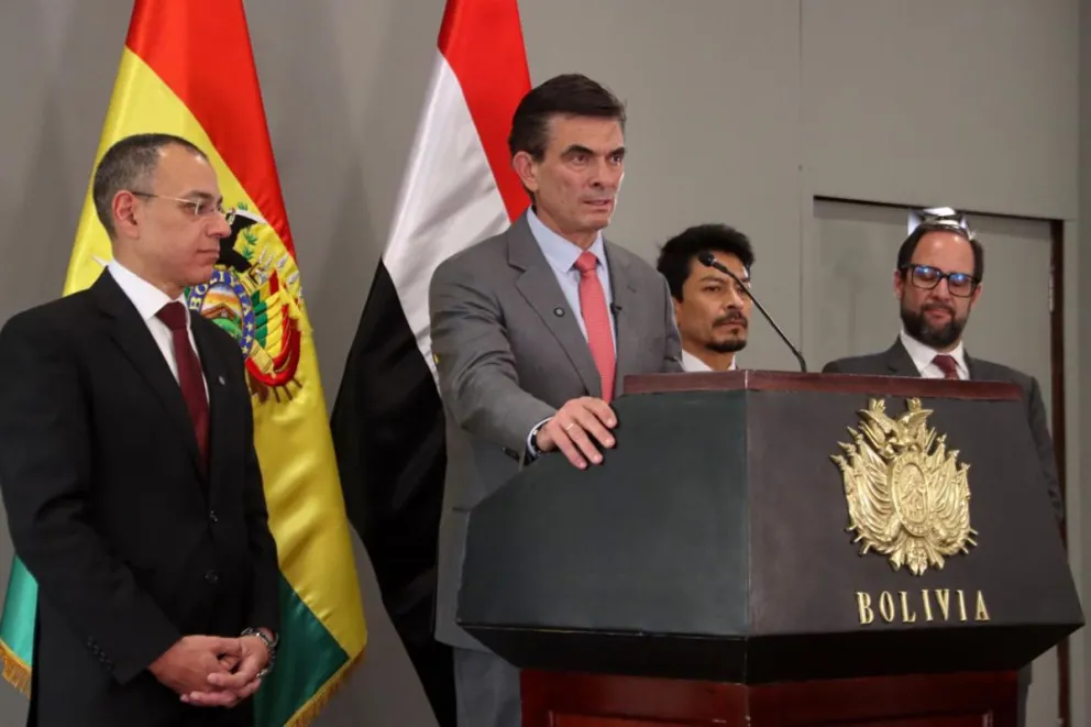 El presidente Rodrigo Paz durante el anuncio del acuerdo. FOTO: Prensa equipo de Vocería