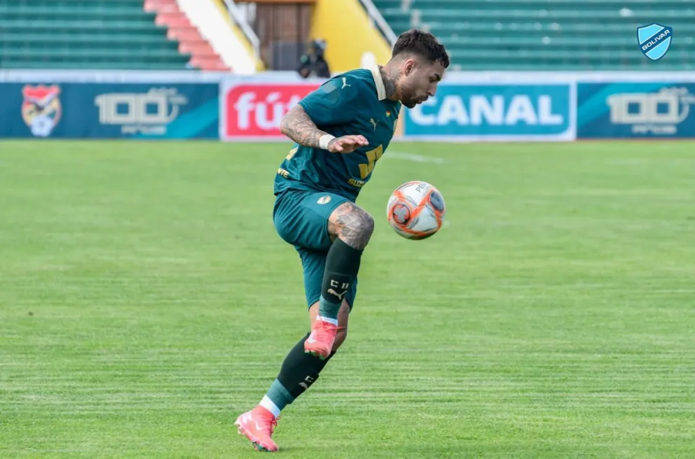 Batallini durante el partido que jugó ante Independiente en Sucre. Foto: Club Bolívar.