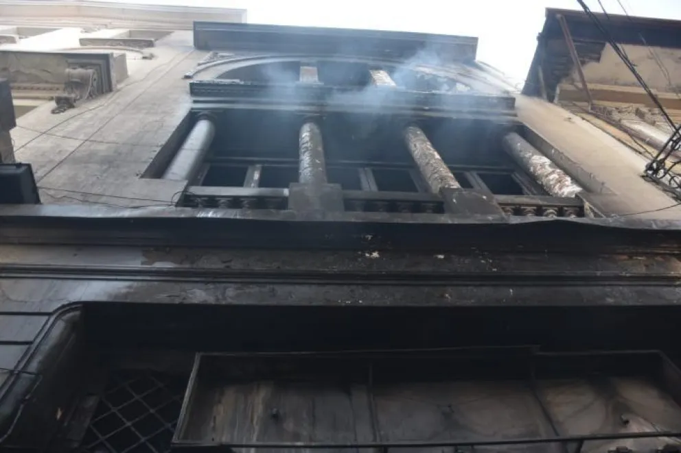 Fachada de la casa incendiada. FOTO: AMUN