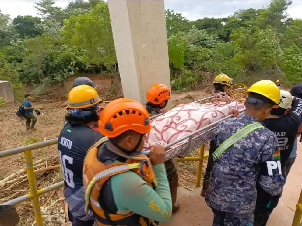 Labores de rescate en el municipio de El Torno