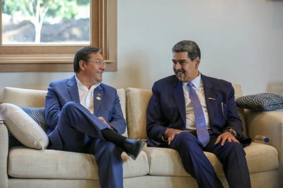 Luis Arce y Nicolás Maduro en una fotografía de archivo