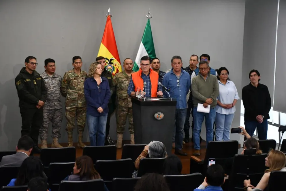 El presidente Rodrigo Paz en conferencia de prensa, este domingo 14 de diciembre de 2025. Foto: APG