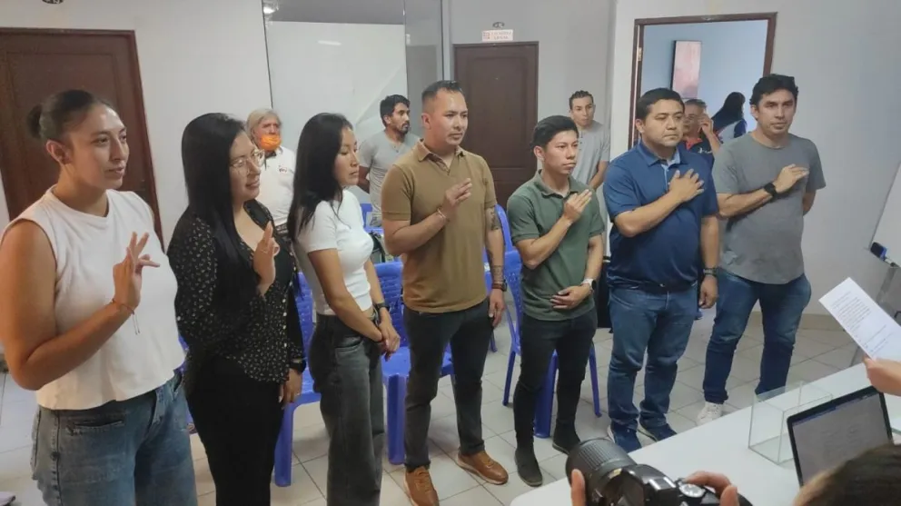 El nuevo directorio es posesionado en Cochabamba. Foto: FAB.