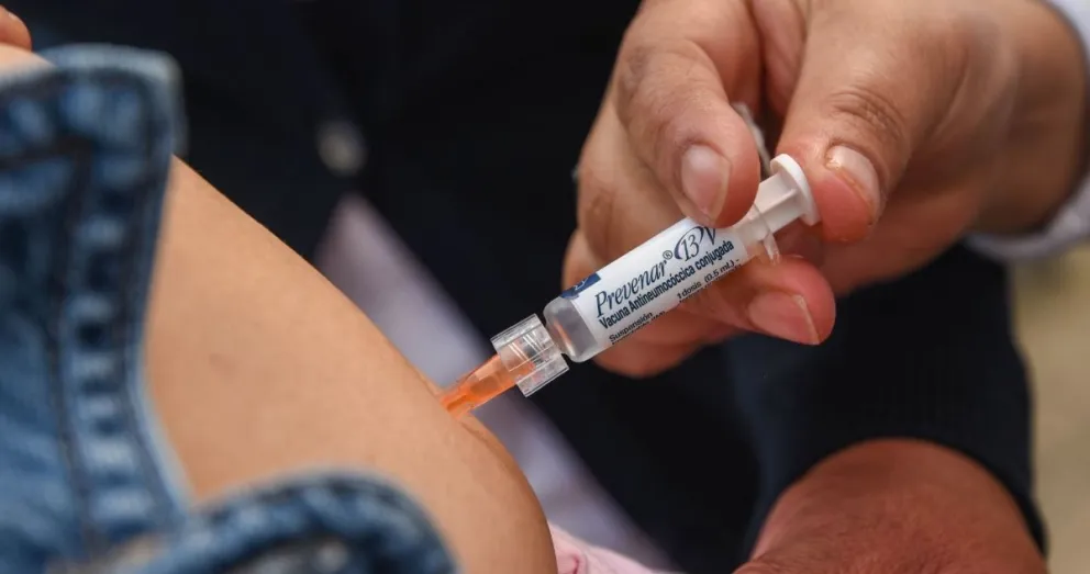 Vacuna contra la influenza. Foto: SinEmbargo