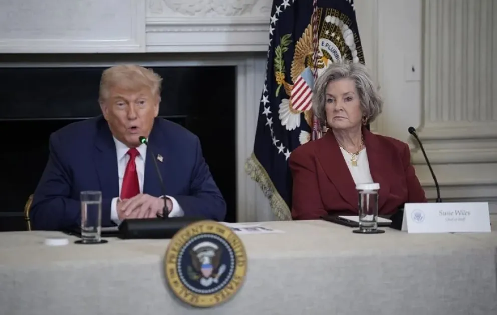 Trump y su jefa de gabinete, Susie Wiles. Foto: EFE