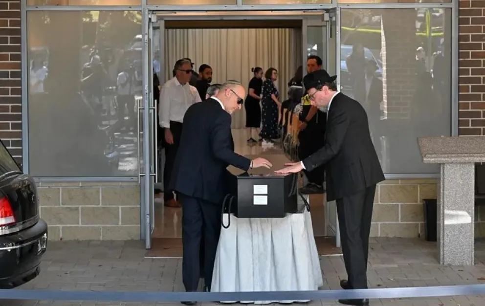 El funeral del rabino Yaakov Levitan, quien fue asesinado en el ataque. Foto: EFE