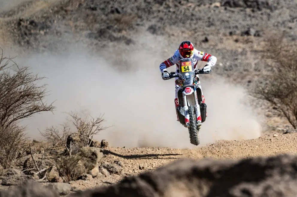 El piloto boliviano durante su participación en el Dakar pasado. Foto: Prensa Nosiglia.