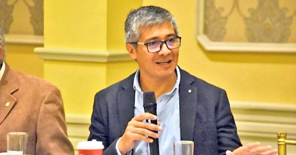 Ministro de Economía, José Gabriel Espinoza. Foto: APG 