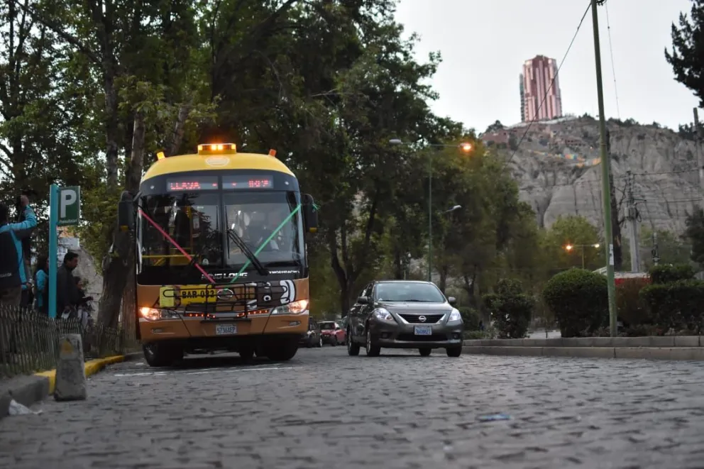 Un PumaKatari en la ruta a Mallasa. Foto: AMUN