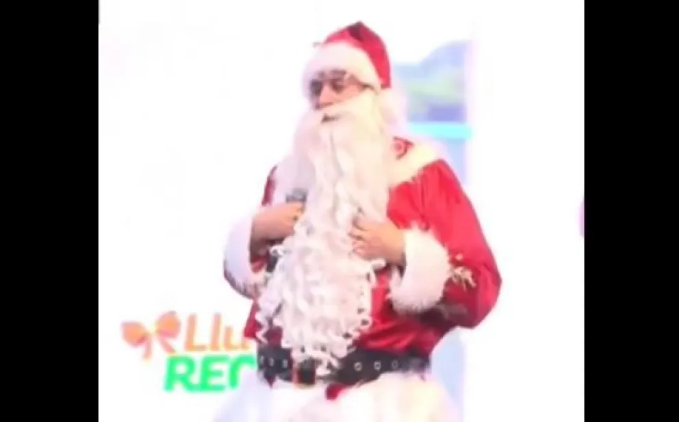 Lara disfrazado de Papá Noel. Foto: Captura de video