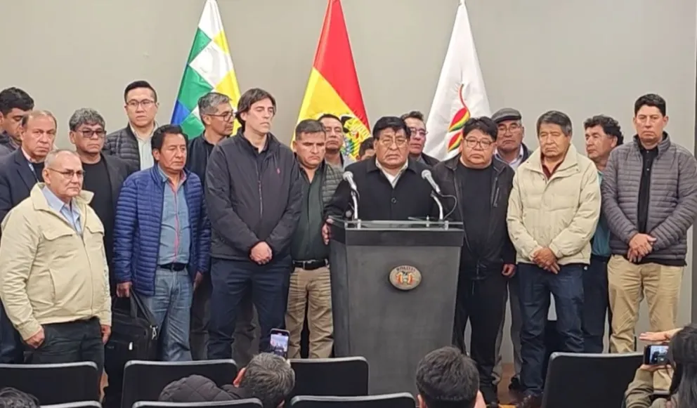 La reunión entre los choferes y el gobierno se extendió por más de cinco horas. Foto: Captura de video