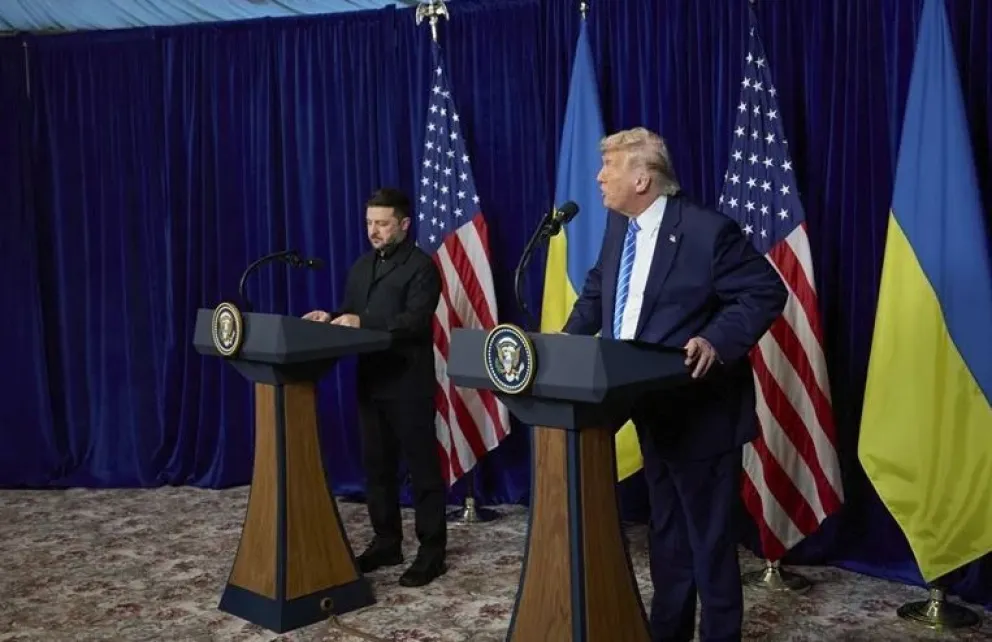 Trump y al presidente ucraniano Zelenski. Foto: EFE