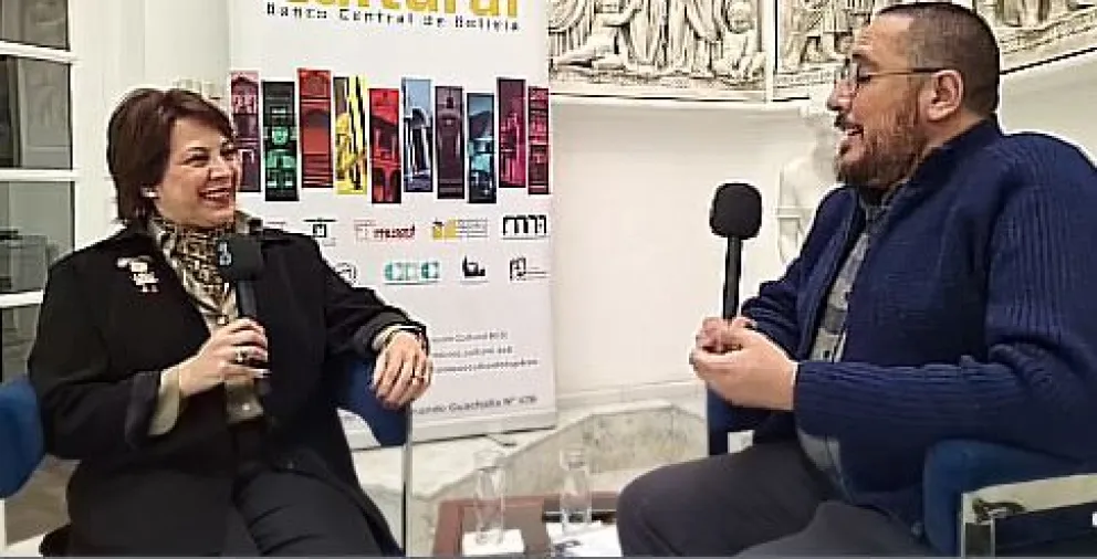 Alejandra Echazú, presidenta de la FCBCB, conversa con Visión 360. FOTO: Marina Mamani / Visión 360