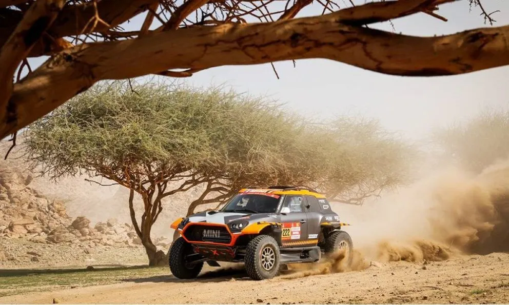 El piloto belga Guillaume de Mevius conduce su Mini X-Raid Team durante la primera etapa del Dakar. Crédito: dakar.com