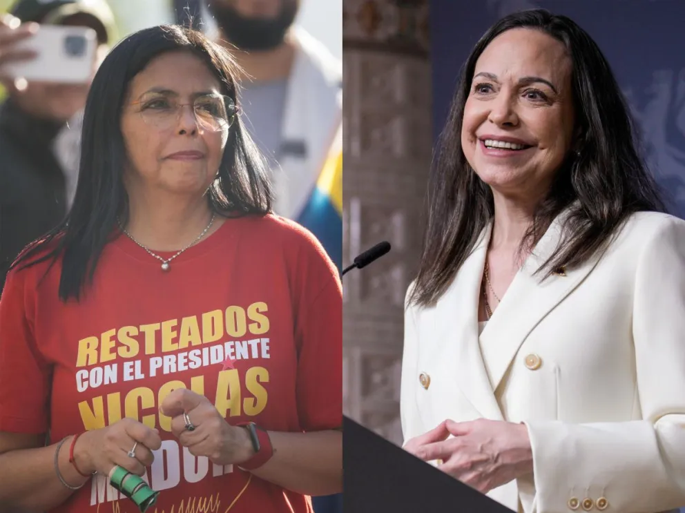 La vicepresidenta ejecutiva de Venezuela, Delcy Rodriguez (i), y a la líder opositora venezolana María Corina Machado. Foto: EFE