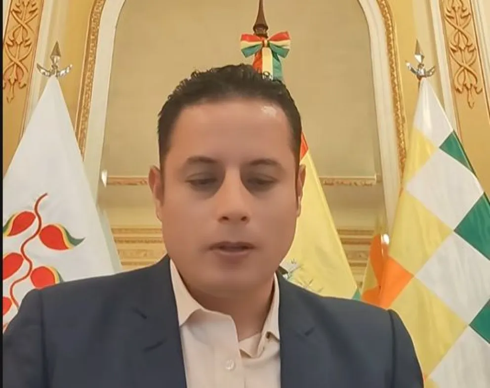 Lara hace la denuncia en un video de TikTok. FOTO: Captura de video