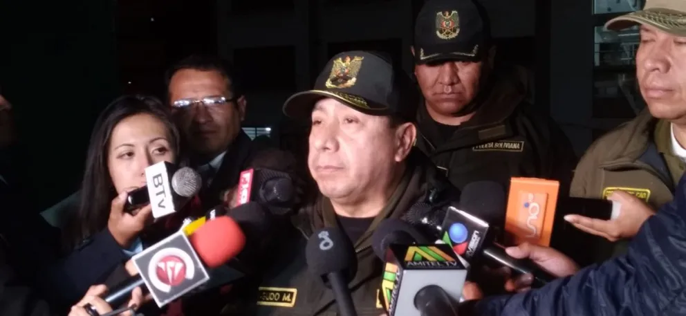 El inspector General de la Policía Boliviana, Gunther Luis Agudo, en conferencia de prensa. FOTO: Marina Mamani / Visión 360
