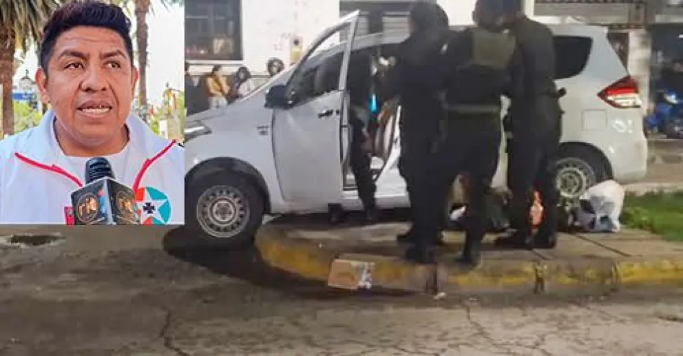 El vehículo en el que se encontraba Mauricio Aramayo cuando fue atacado por dos sicarios. Foto: RRSS