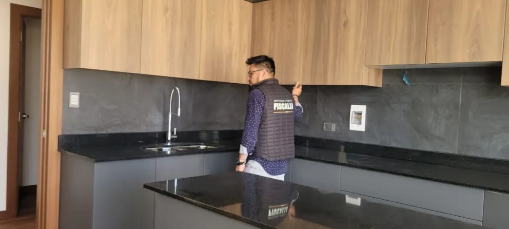 Personal de la Fiscalía de La Paz en el departamento de Arce Mosqueira. Fotos: Fiscalía de La Paz