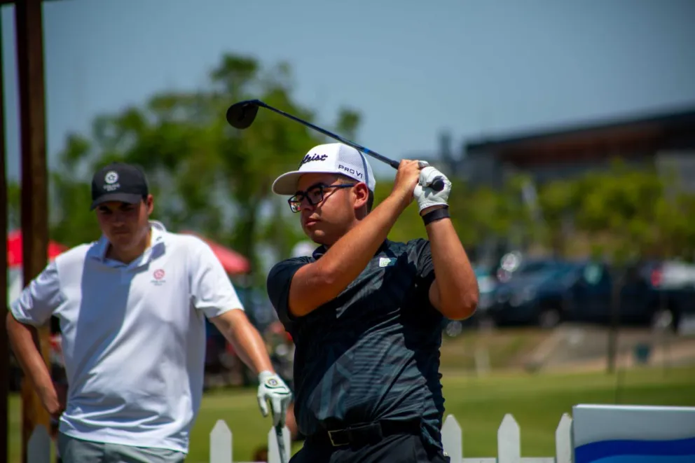Vicente Quiroga durante la cuarta y última ronda del certamen. Foto: Fesgolf.