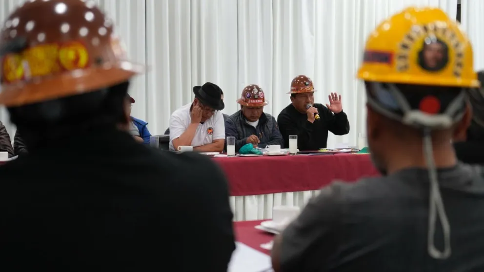 Los dirigentes de la COB cuando se reunieron con el Gobierno el 7 de enero. Foto: Presidencia 