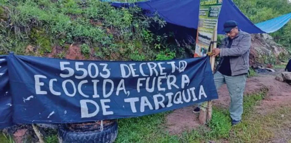Un cartel de advertencia en la Reserva nacional de Tariquía. Foto: El País