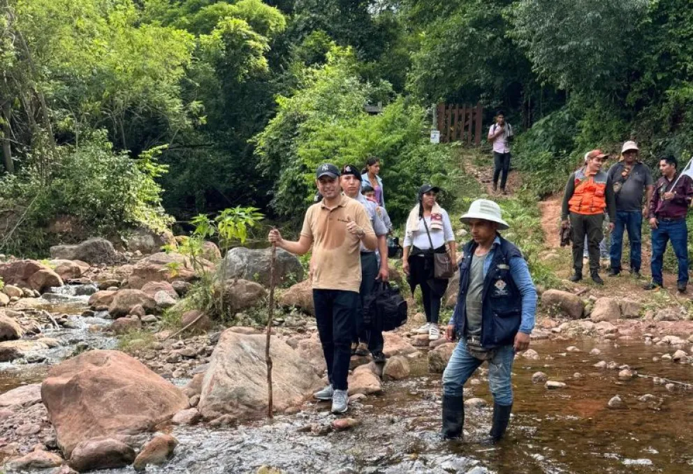 El vicepreisdente Edmand Lara, durante su visita a Tariquía. Foto: Vicepresidencia del Estado. 