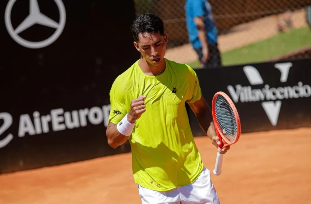 Dellien celebra uno de sus puntos en su partido ante Zeitune. Foto: Prensa AAT.