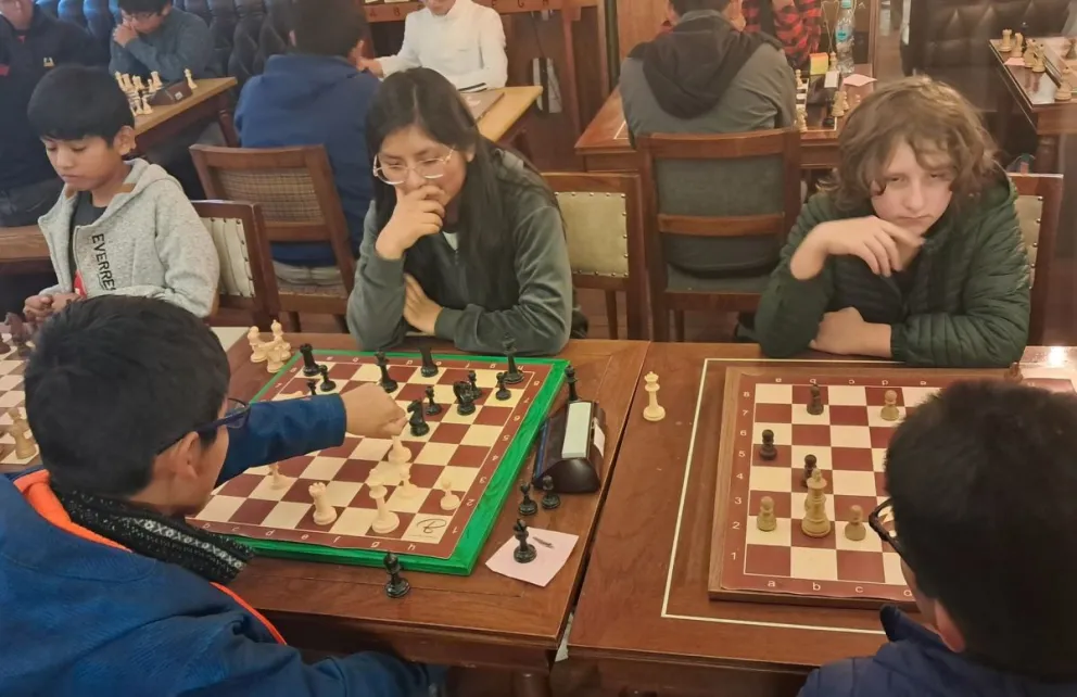 Ajedrecistas en un anterior torneo. Foto: Club Blitz.