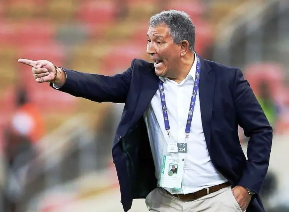 El entrenador de Surinam espiará este domingo a Bolivia en el juego frente as Panamá. Foto: AD
