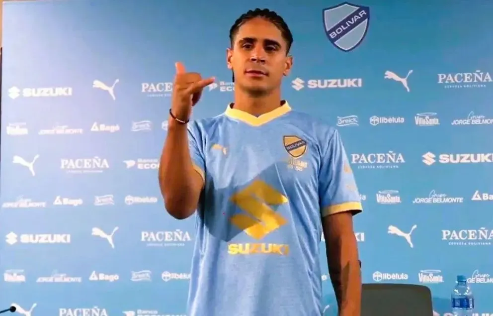 Daniel Cataño, el día que fue presentado como gran refuerzo de los celestes. Foto: AD