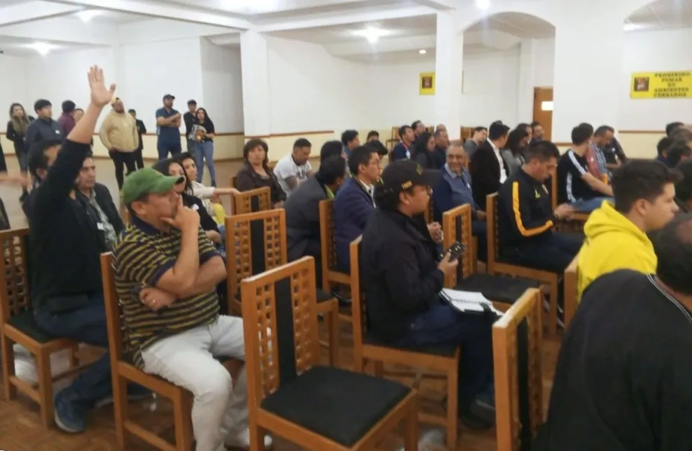 Fotografía de archivo de los asistentes a la Asamblea Extraordinaria del club The Strongest del 22 de diciembre.