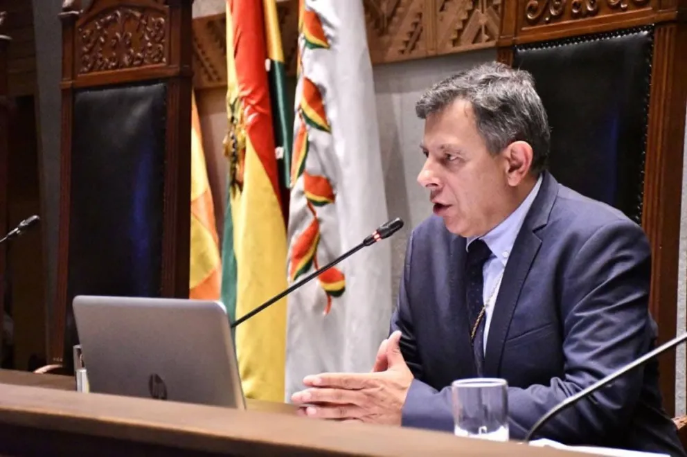 Diego Ávila, presidente del Senado, en una sesión de la Cámara Alta. Foto: RRSS