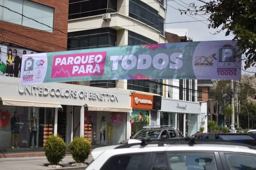 La Alcaldía dice que los parqueos siguen vigentes. Foto: AMUN