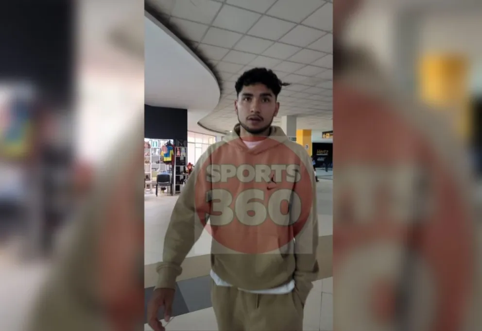 El momento en que Sejas llega al aeropuerto de El Alto. Foto: Iván Bohórquez.