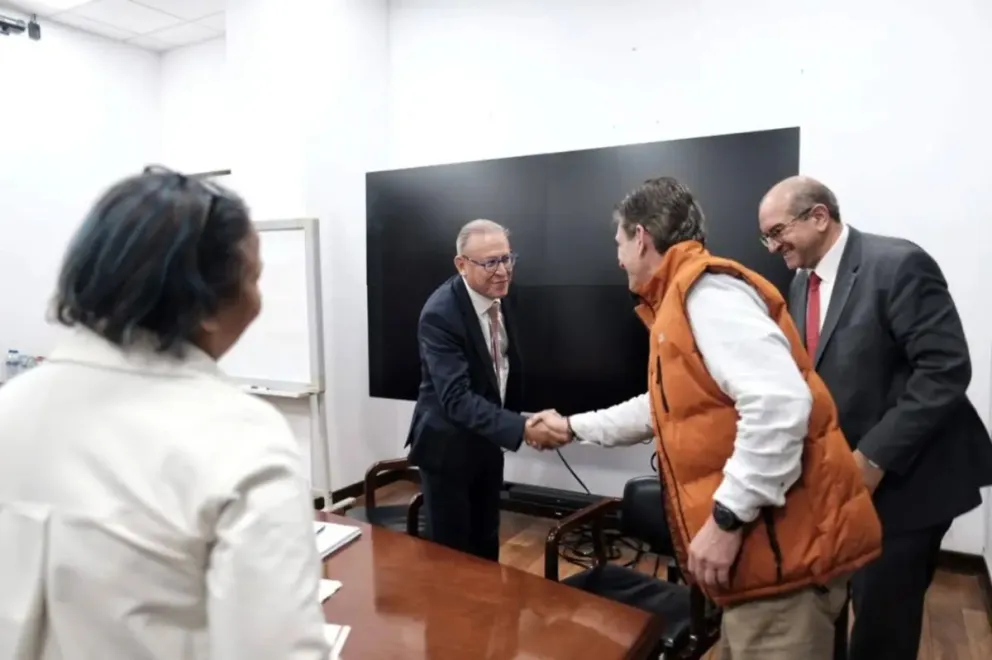 Encuentro sostenido entre el Banco Mundial y el gobierno boliviano. Foto: Rodrigo Paz 