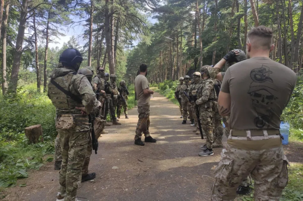 Soldados ucranianos durante un entrenamiento en Leópolis. Foto: EFE