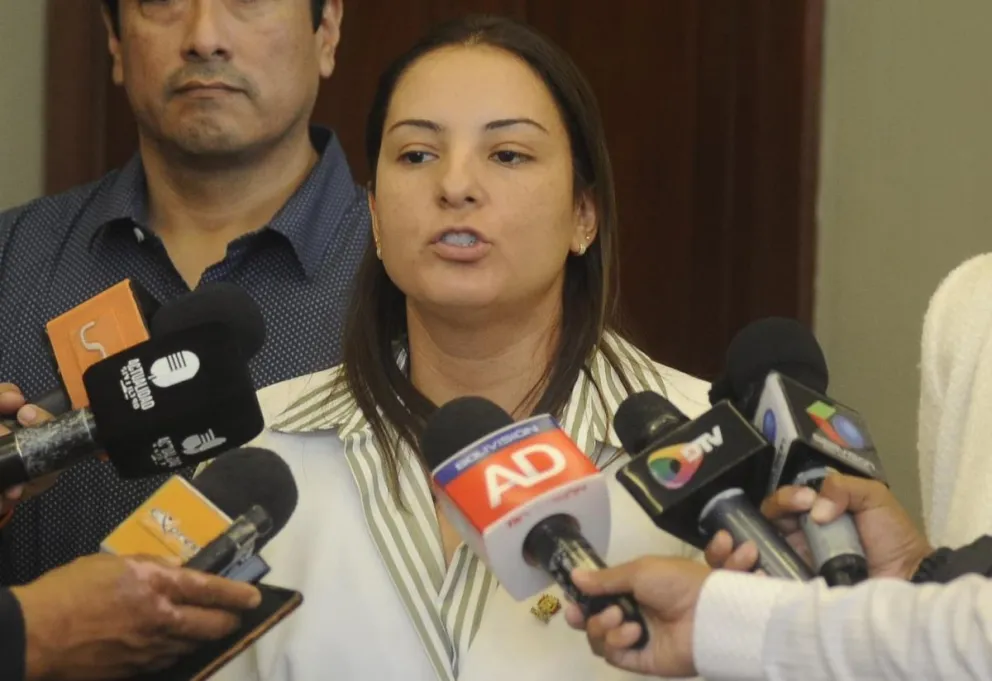 Rojas en un anterior contacto con la prensa. Foto: RRSS de la exdiputada