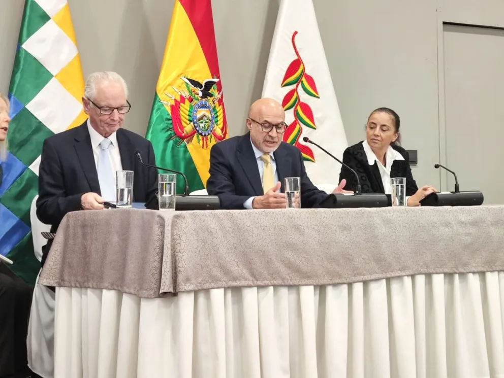 El ministro de la Presidencia, José Luis Lupo, explicó que el  proyecto Centro de Gobierno que cuenta con cuatro pilares, que se constituye en una apuesta de modernización del Estado