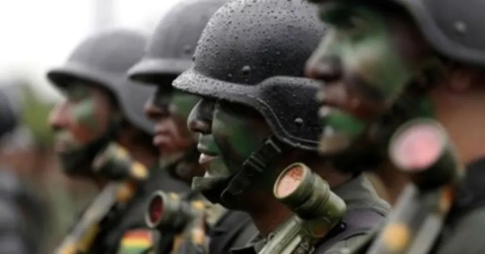 Una imagen referencial de un contingente militar. Foto: Correo del Sur