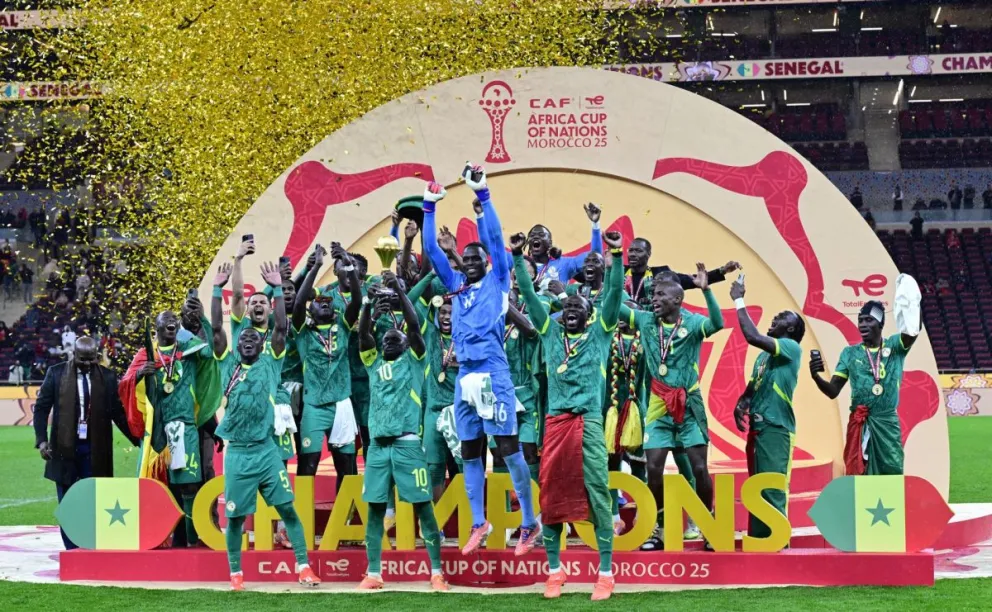 La selección senegalesa celebra por su campeonato. Foto: EFE.