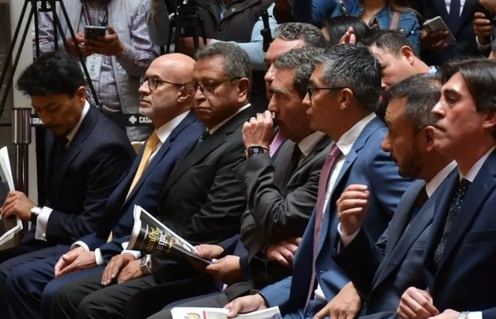 Gabinete de ministros del presidente Rodrigo Paz, en su acto de posesión. Foto: APG