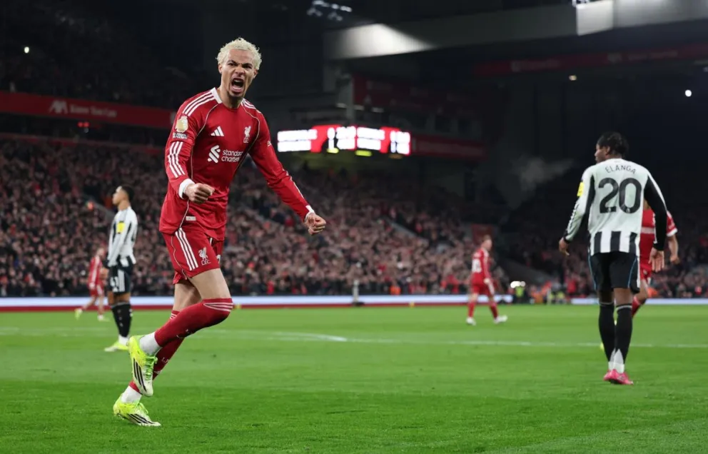 Ekitike, del Liverpool, logra el 1-1 ante el Newcastle. Foto: EFE.