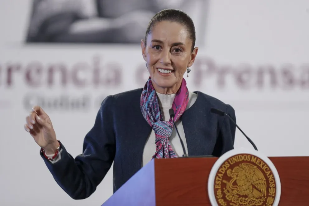 La presidente de México, Claudia Sheinbaum, habla durante una rueda en el Palacio Nacional de la Ciudad de México (México). Foto: EFE