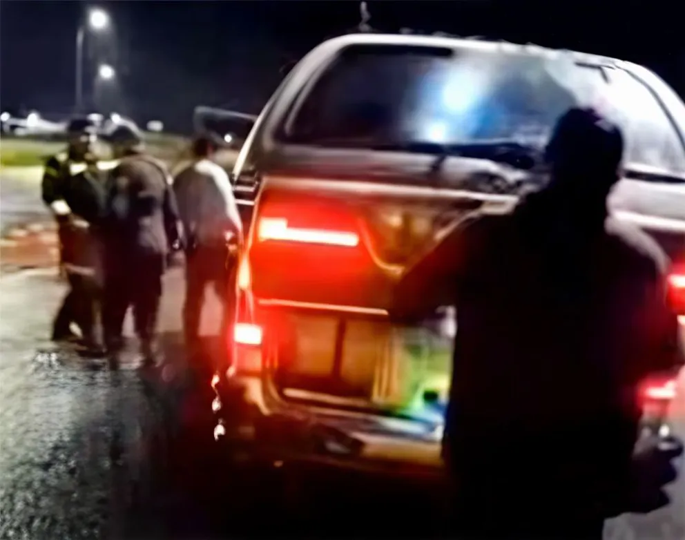 La Policía desplegó operativos de búsqueda de la víctima en Yapacaní, Santa Cruz. Foto: Captura de imagen DTV