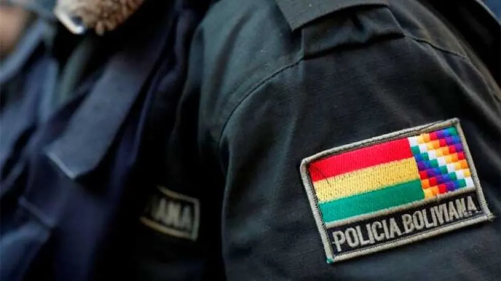 Imagen referencial del emblema de un efectivo policial. Foto: RRSS