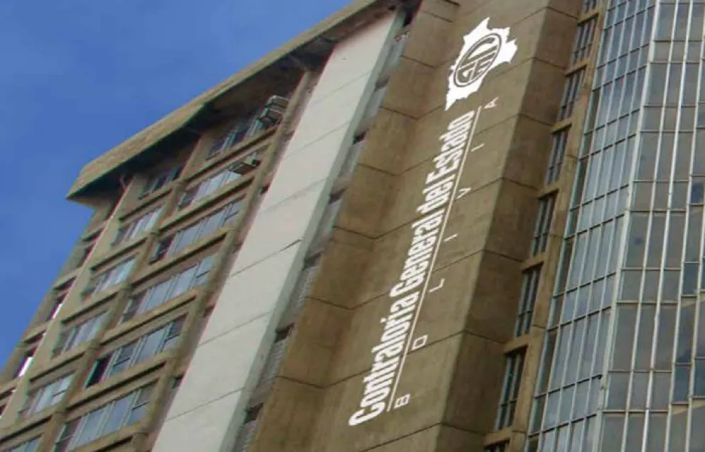 Fachada de la Contraloría General del Estado, sede en la ciudad de La Paz. Foto: CGE