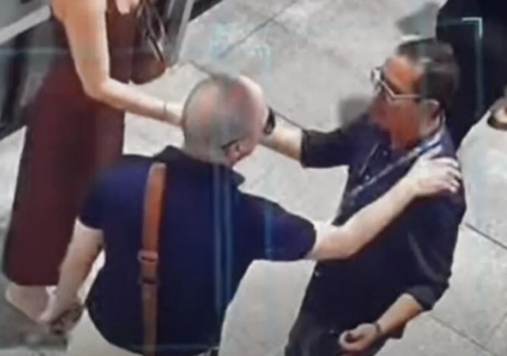 La exdiputada Laura Rojas, el juez Herbert Zeballos y el exfuncionario aduanero en Viru Viru, en el día de retiro de las más de 30 maletas. Foto: Captura de imagen DTV